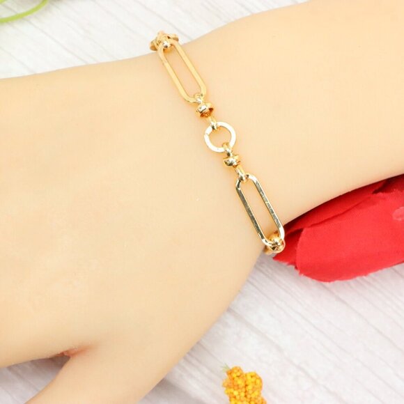 "Trendy Handmade Bracelet – A Thoughtful Gift for Girls & Women | UNVRC1566 - Picture 3 of 10